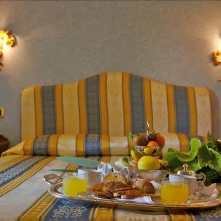 Piccola Ξενοδοχείο