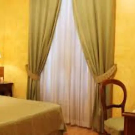 Piccola 3* Siena