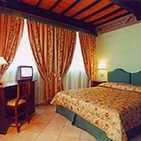 Piccola Bed & Breakfast 3*