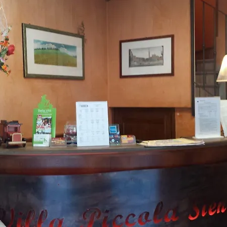 Piccola Bed & Breakfast 3*